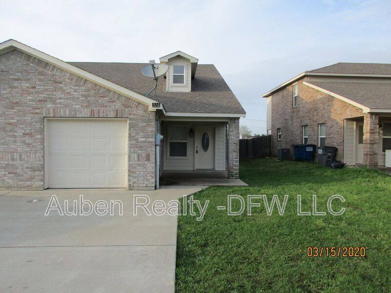 House for rent at 908 Parkplace Ridge, Princeton, TX 75407