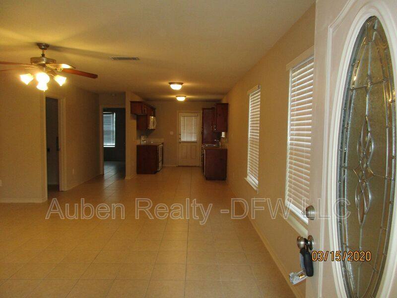 House for rent at 908 Parkplace Ridge, Princeton, TX 75407