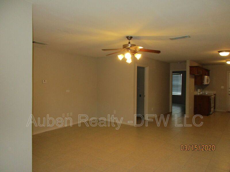 House for rent at 908 Parkplace Ridge, Princeton, TX 75407