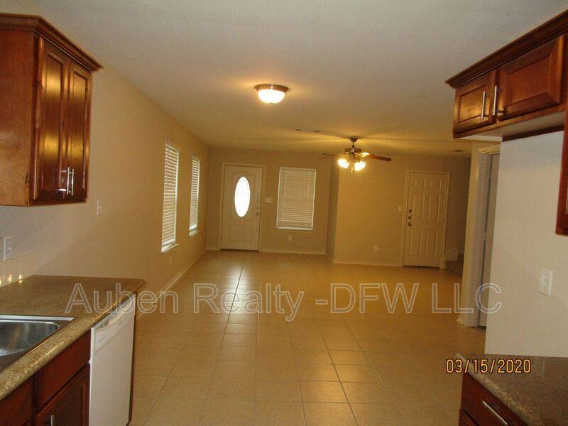 House for rent at 908 Parkplace Ridge, Princeton, TX 75407