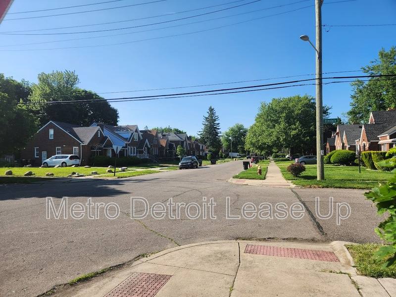 House for rent at 9516 Wayburn St #1, Detroit, MI 48224