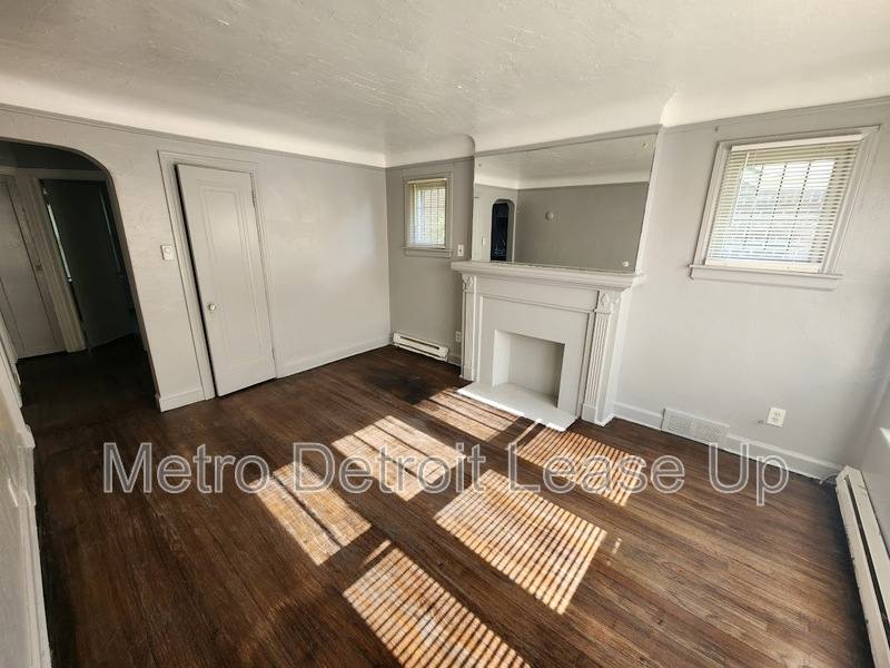 House for rent at 9516 Wayburn St #1, Detroit, MI 48224