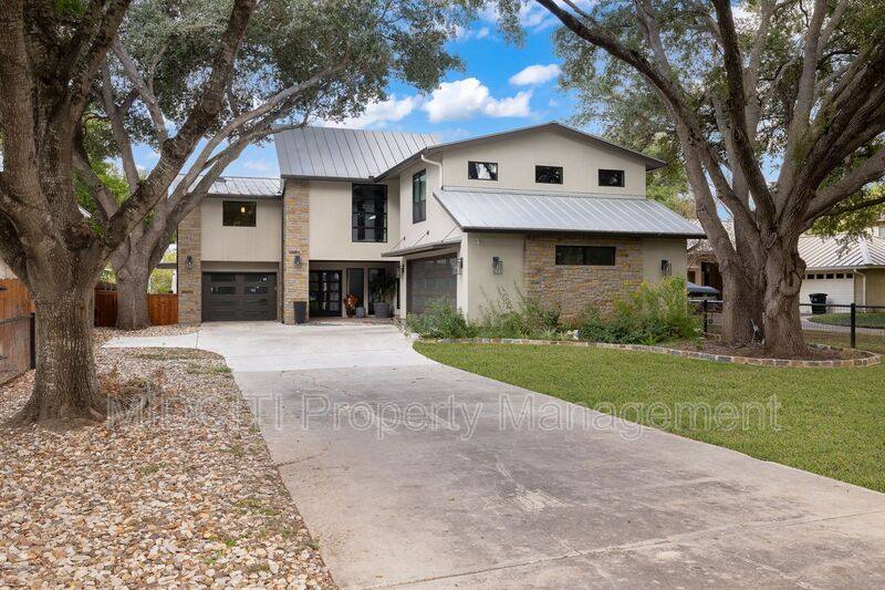 House for rent at 180 Lake Ridge Dr, Seguin, TX 78155