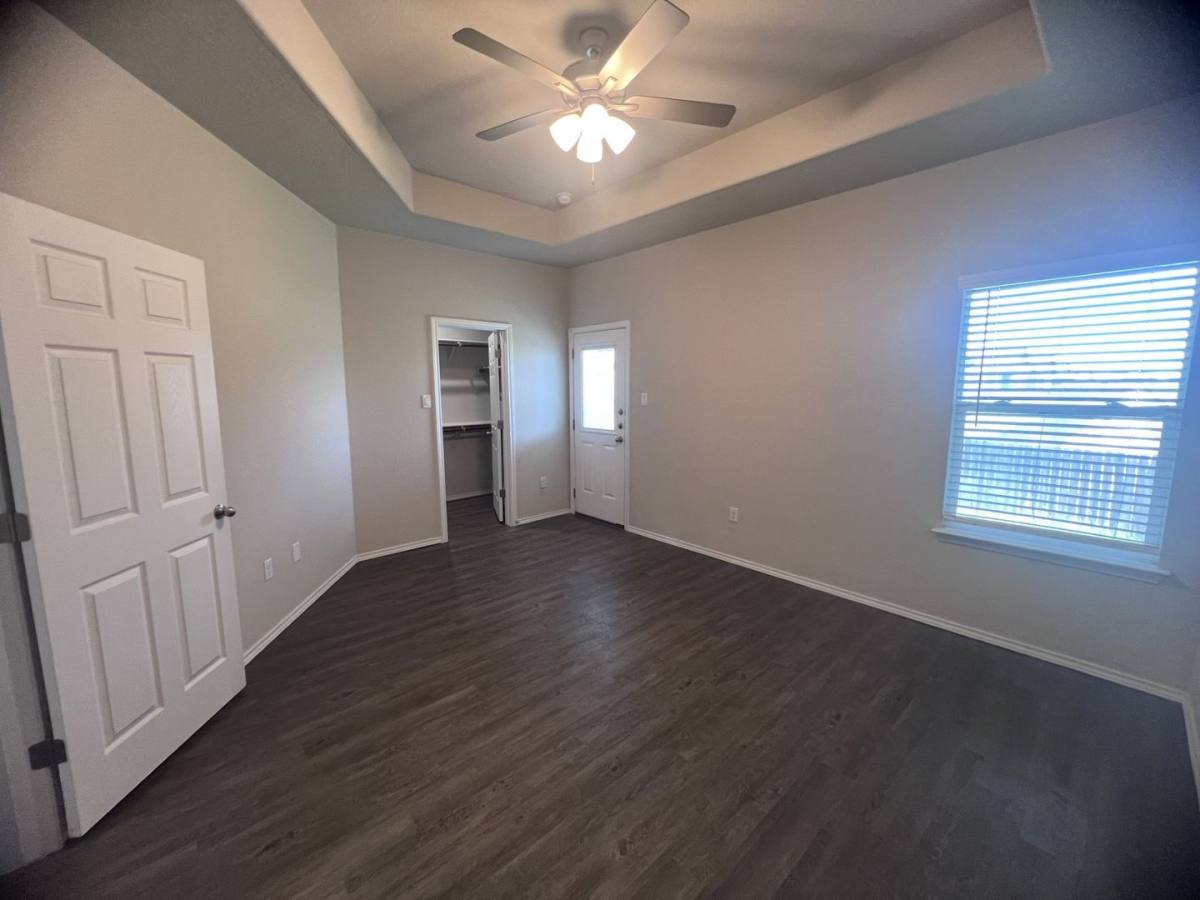 Townhouse for rent at 636-638 Heathers Way #636, Seguin, TX 78155