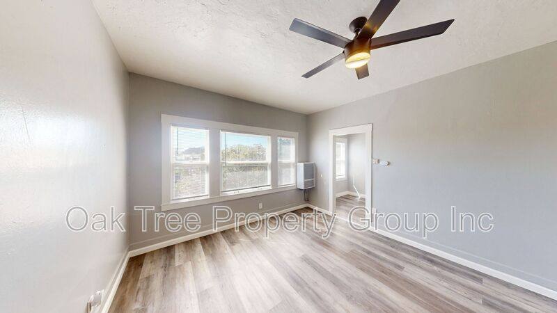 Apartment for rent at 2044-2046 International Blvd #21, Oakland, CA 94606