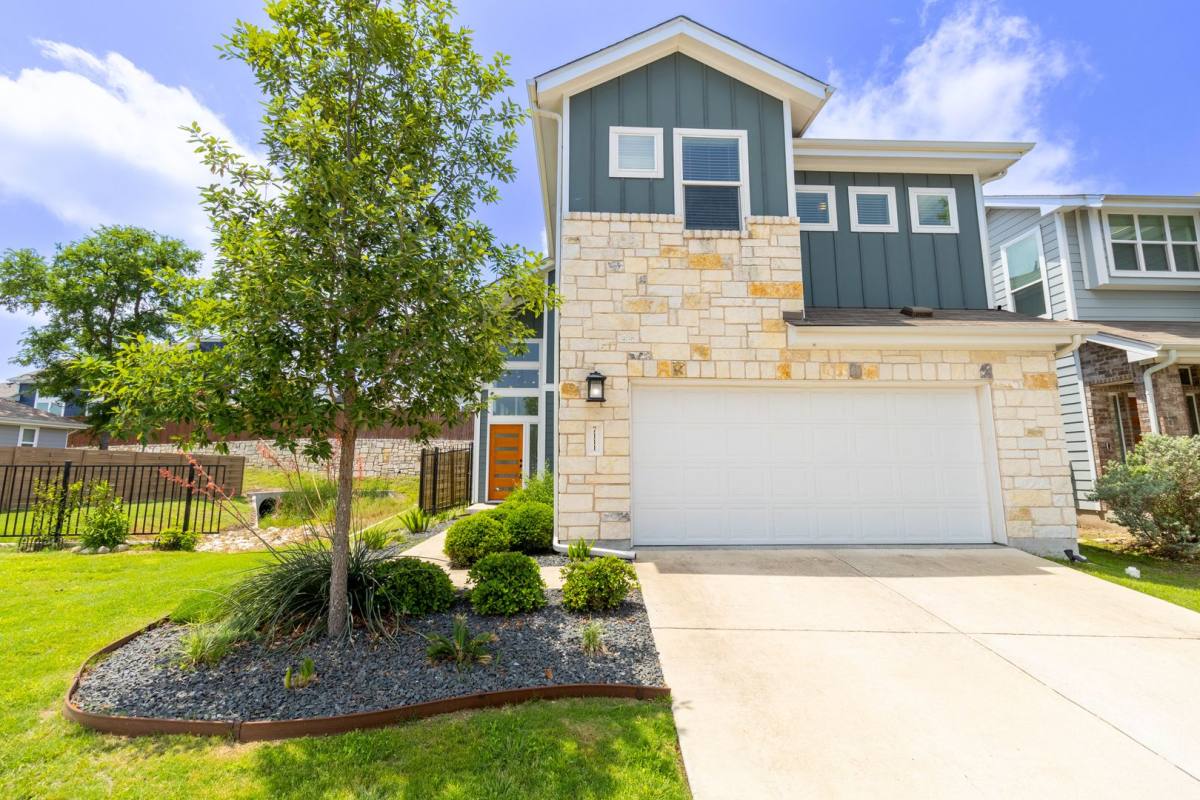 House for rent at 7111 Mowbray St, Austin, TX 78741