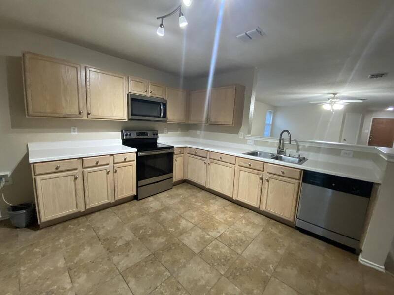 House for rent at 12862 Vassar Dr, Frisco, TX 75035