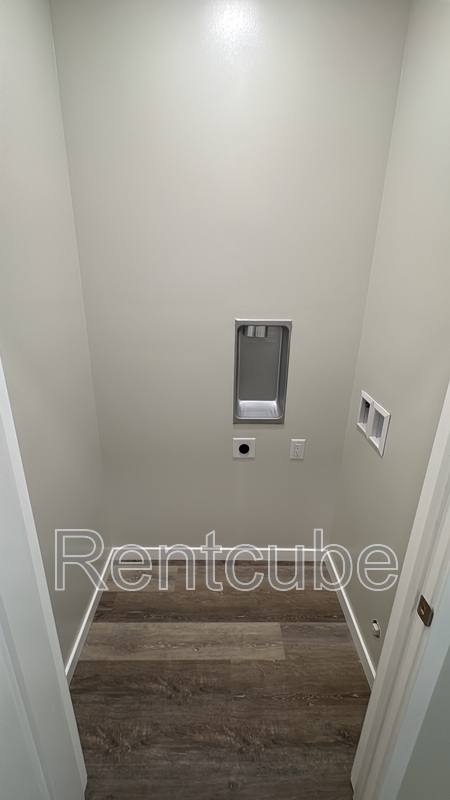House for rent at 3850 Peru Rd, Dubuque, IA 52001
