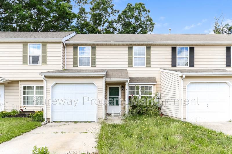 Townhouse for rent at 197 Lake Dr, Atco, NJ 08004