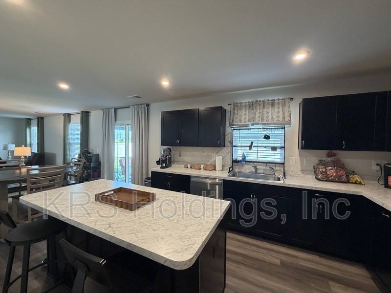 House for rent at 436 Forecastle St, Portsmouth, VA 23702
