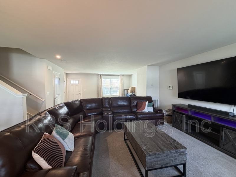 House for rent at 436 Forecastle St, Portsmouth, VA 23702