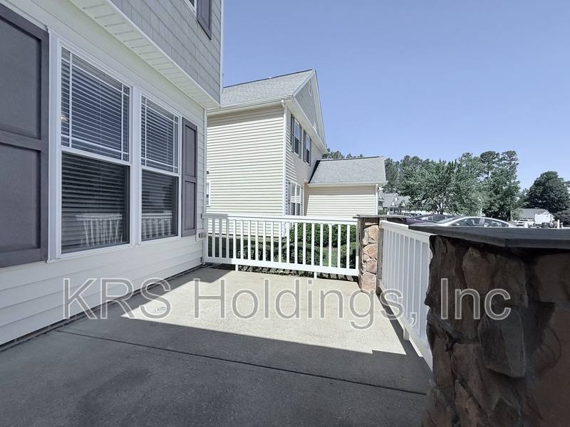 House for rent at 3128 La Costa Way, Raleigh, NC 27610