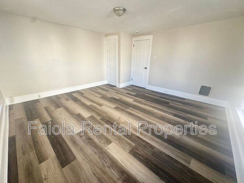 Townhouse for rent at 706 Buck St, Millville, NJ 08332