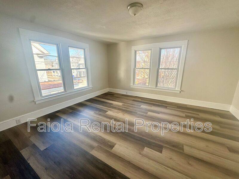 Townhouse for rent at 706 Buck St, Millville, NJ 08332