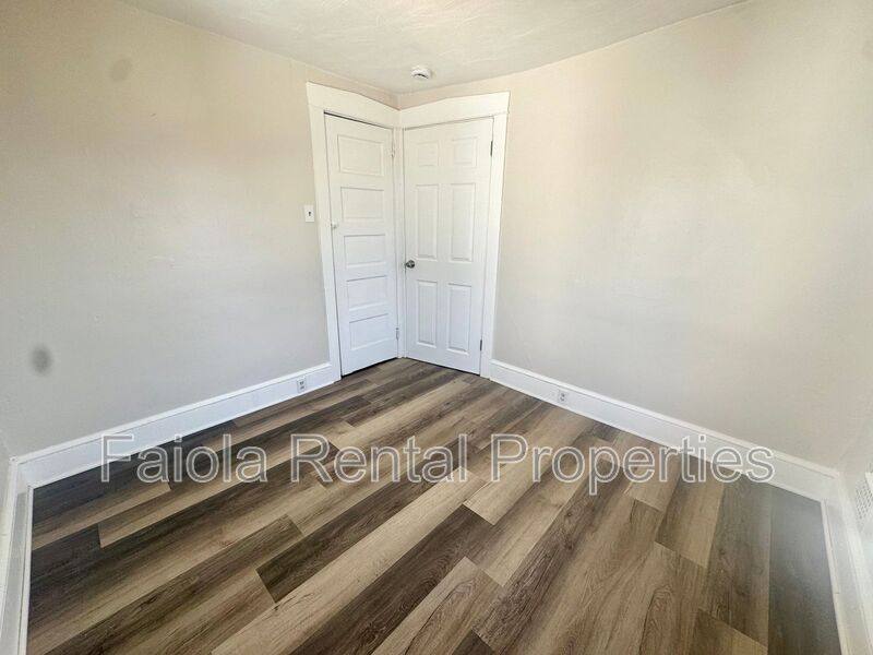 Townhouse for rent at 706 Buck St, Millville, NJ 08332