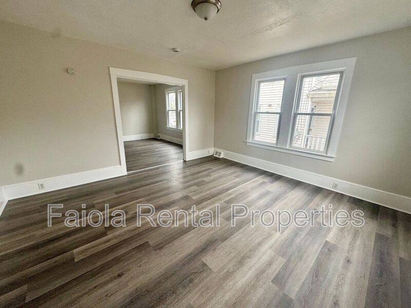 Townhouse for rent at 706 Buck St, Millville, NJ 08332
