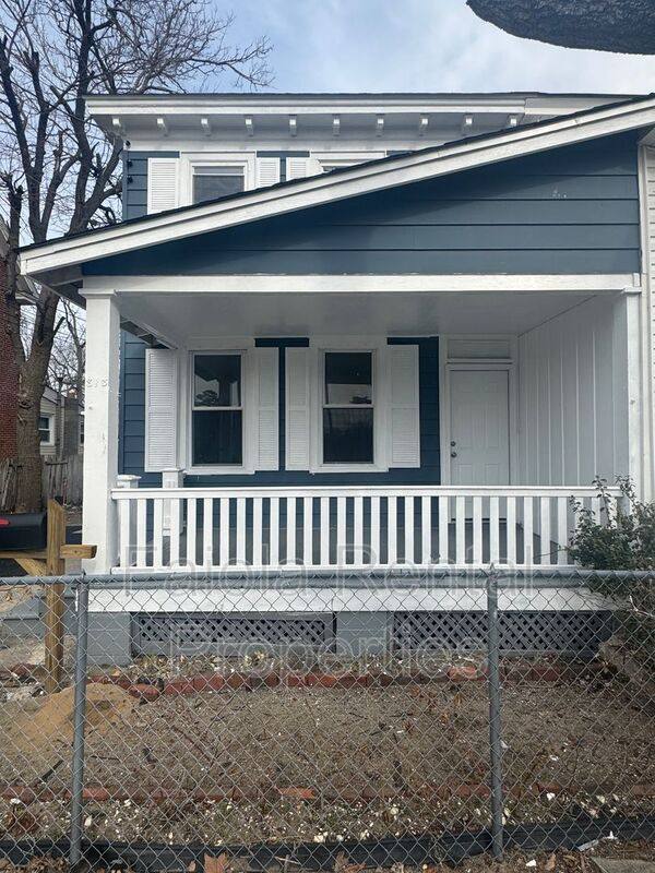 Townhouse for rent at 813 N St, Millville, NJ 08332