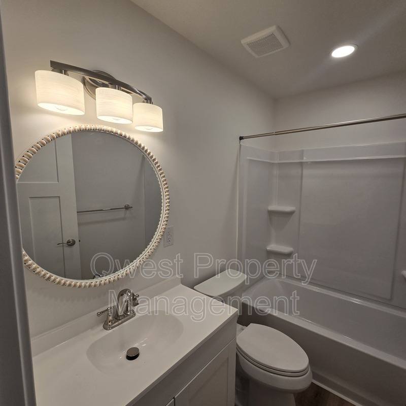 Apartment for rent at 8528 Valley Rd NW #11, Rapid City, MI 49676