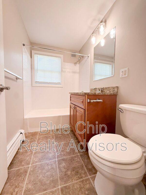 Apartment for rent at 31 Stonehenge Rd #1, Londonderry, NH 03053