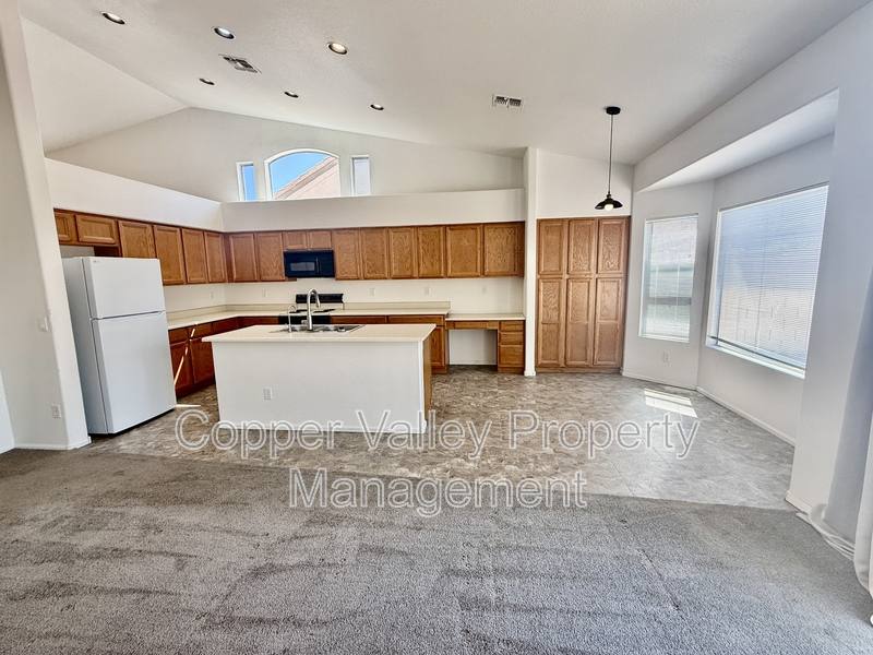 House for rent at 11525 W Palm Brook Dr, Avondale, AZ 85392