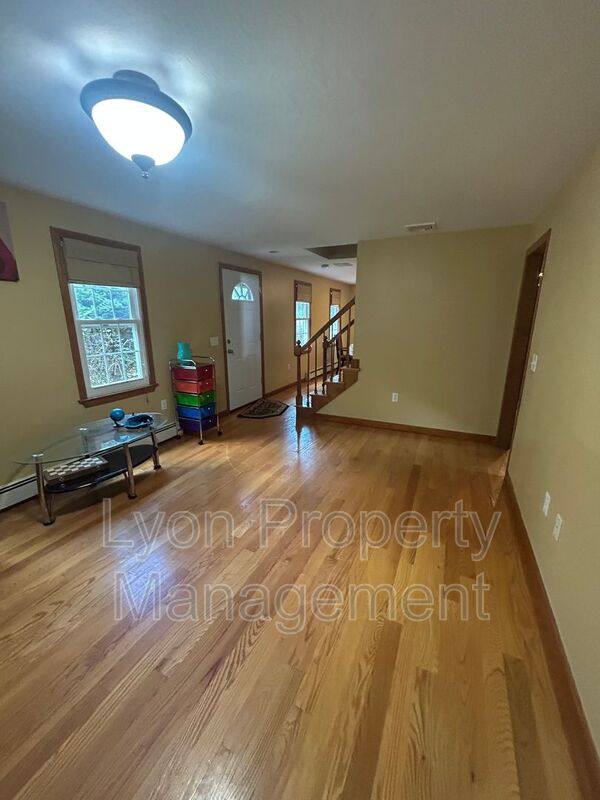 House for rent at 212 Tiffany St, Attleboro, MA 02703