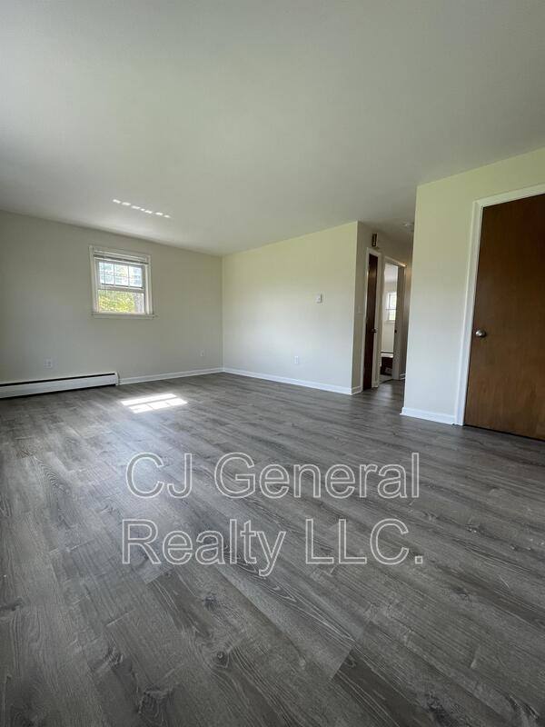 Apartment for rent at 307 Washington St #3, Weymouth, MA 02188