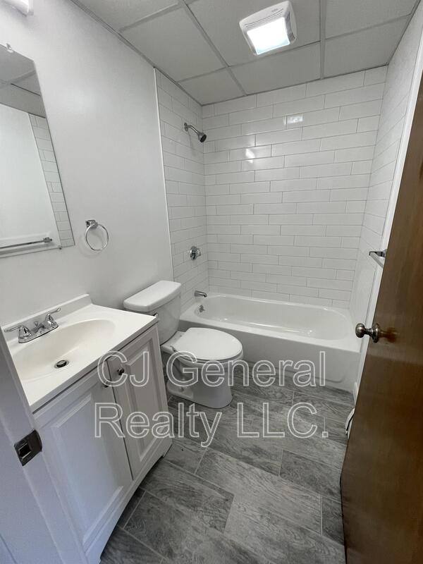 Apartment for rent at 307 Washington St #3, Weymouth, MA 02188