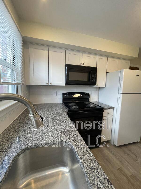 Apartment for rent at 307 Washington St #3, Weymouth, MA 02188
