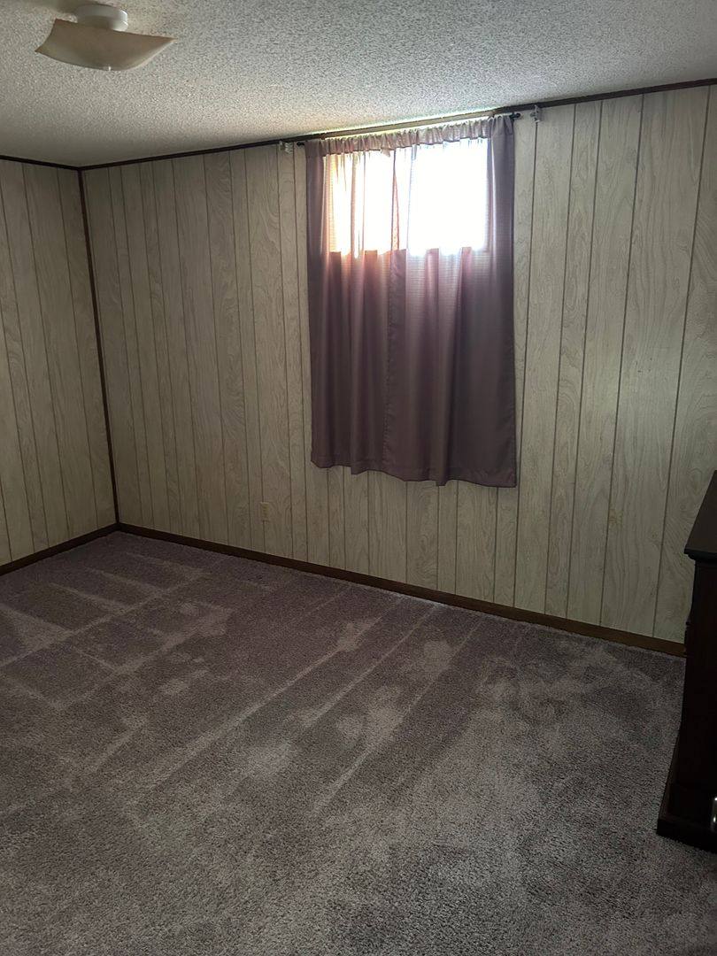 House for rent at 222 E 9th, Alma, KS 66401