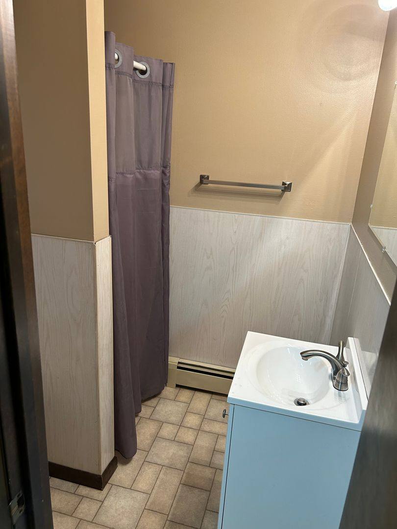 House for rent at 222 E 9th, Alma, KS 66401