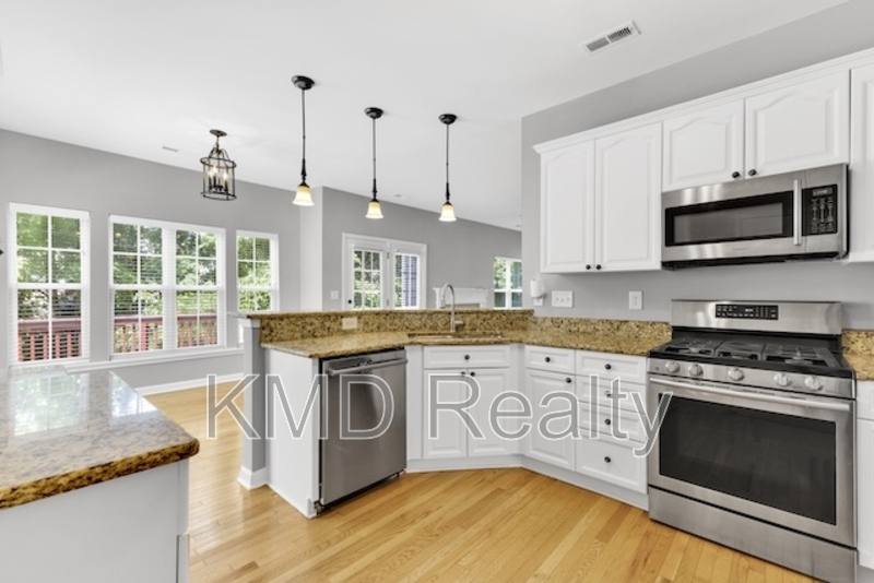 House for rent at 5010 Bellville Court, Charlotte, NC 28269