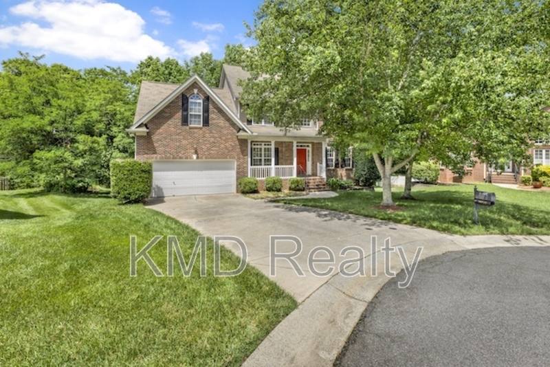 House for rent at 5010 Bellville Court, Charlotte, NC 28269