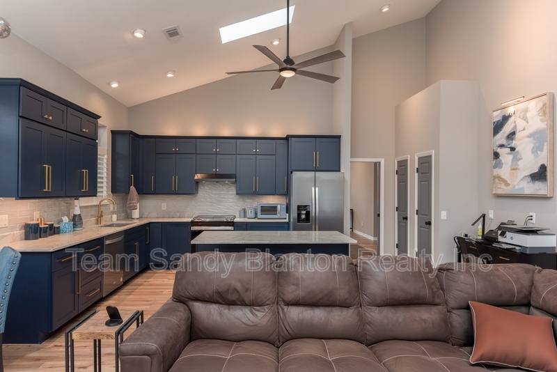 House for rent at 1301 E Cross St, Pensacola, FL 32503
