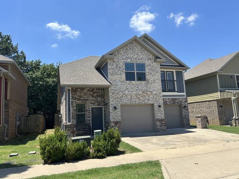 Townhouse for rent at 1299 N Sicily Lane, Fayetteville, AR 72704