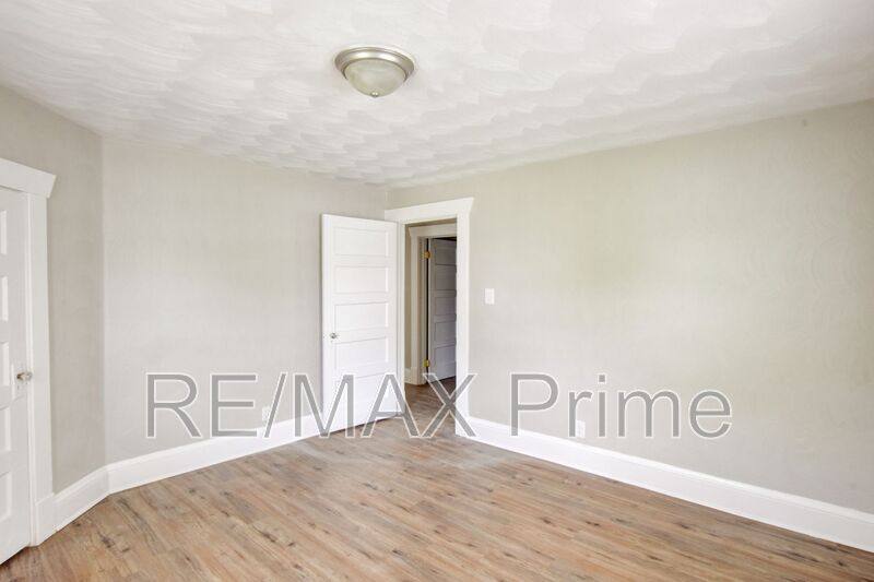 Apartment for rent at 1135 Jackson Ave #1, Chesapeake, VA 23324