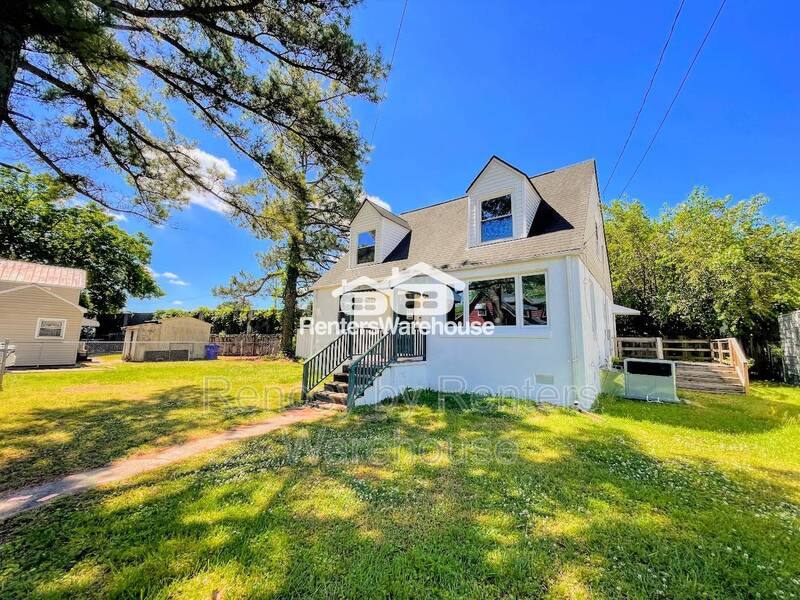 House for rent at 2211 N St, Portsmouth, VA 23704