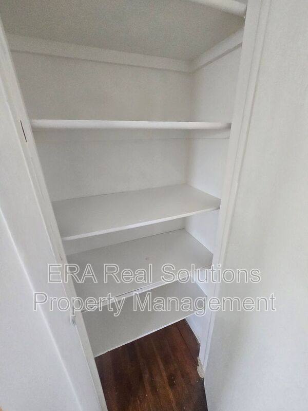 Apartment for rent at 2472 Pontiac St, Columbus, OH 43211