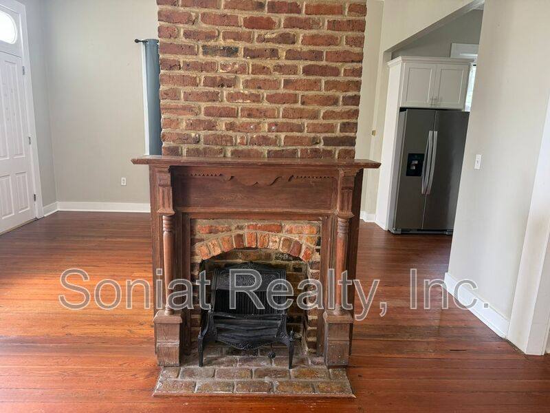 House for rent at 527 Atlantic Ave, New Orleans, LA 70114
