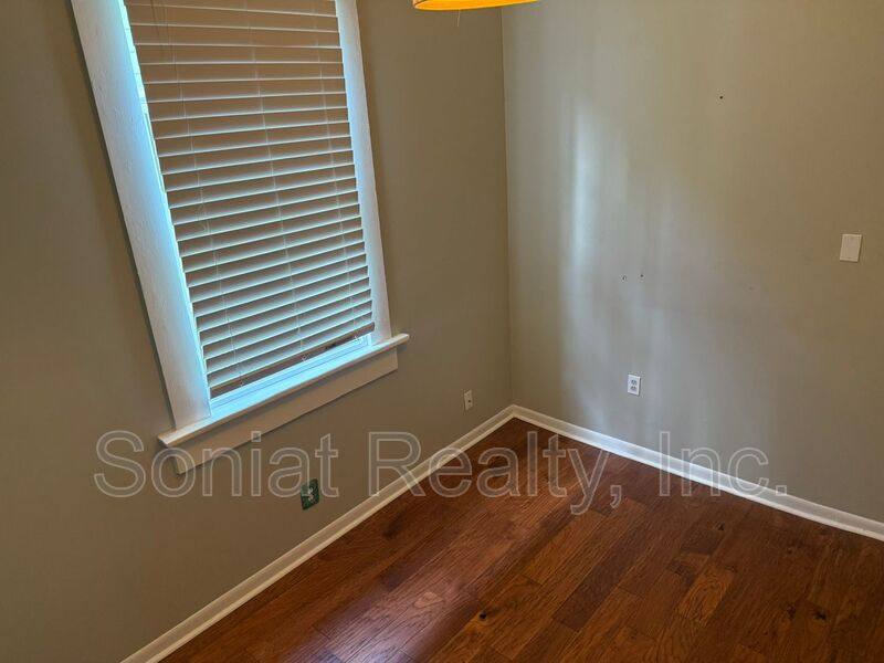 House for rent at 527 Atlantic Ave, New Orleans, LA 70114