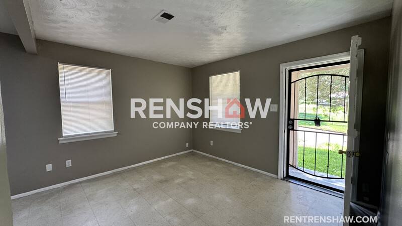 House for rent at 220 Vernelle Ave, Memphis, TN 38109
