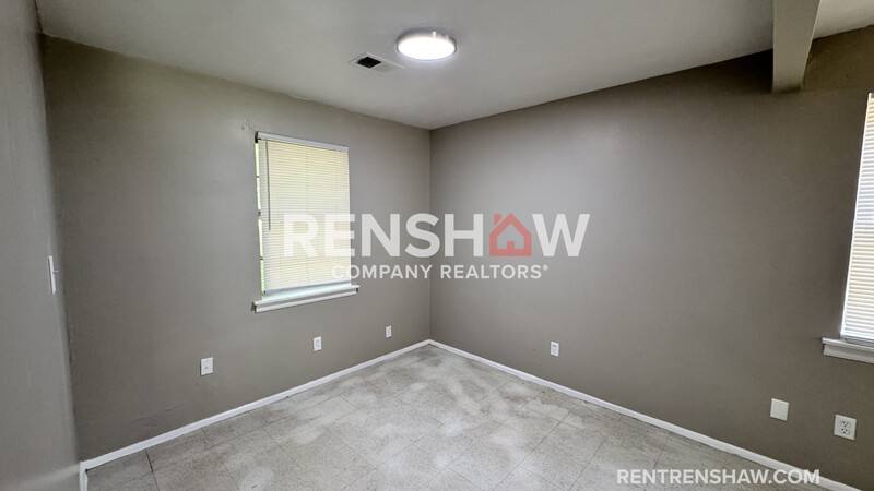 House for rent at 220 Vernelle Ave, Memphis, TN 38109