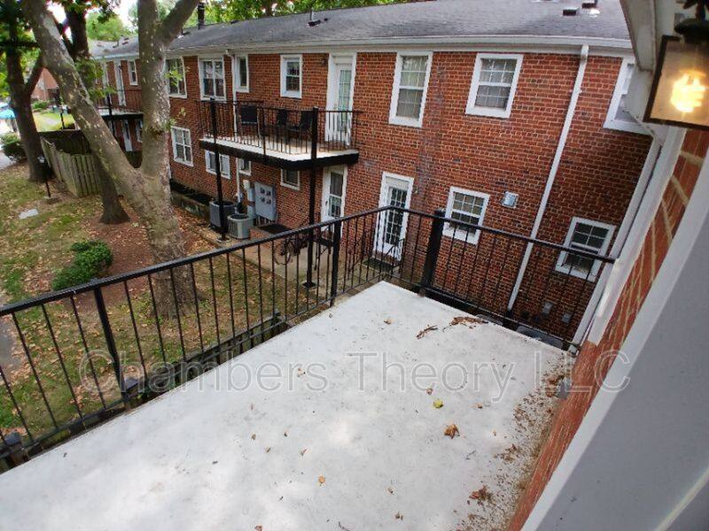 Condo for rent at 2501-D S Walter Reed Dr #D, Arlington, VA 22206