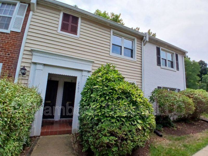 Condo for rent at 2501-D S Walter Reed Dr #D, Arlington, VA 22206