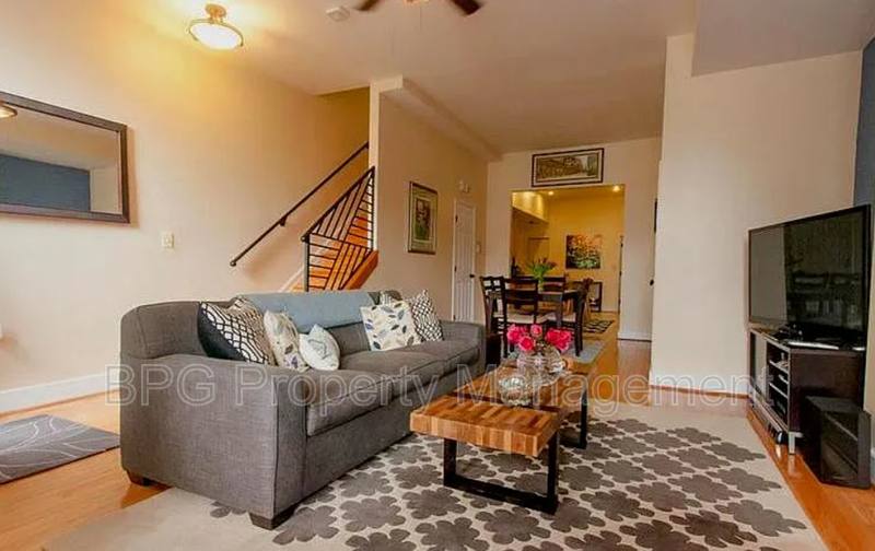 House for rent at 1027 7th St NE, Washington, DC 20002