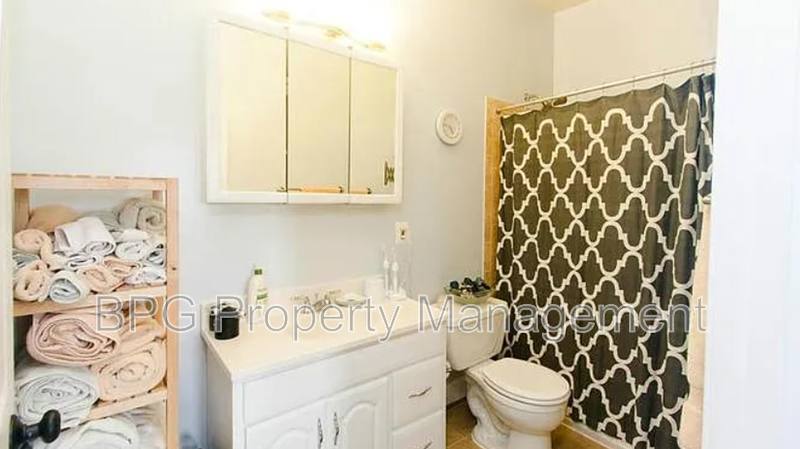House for rent at 1027 7th St NE, Washington, DC 20002