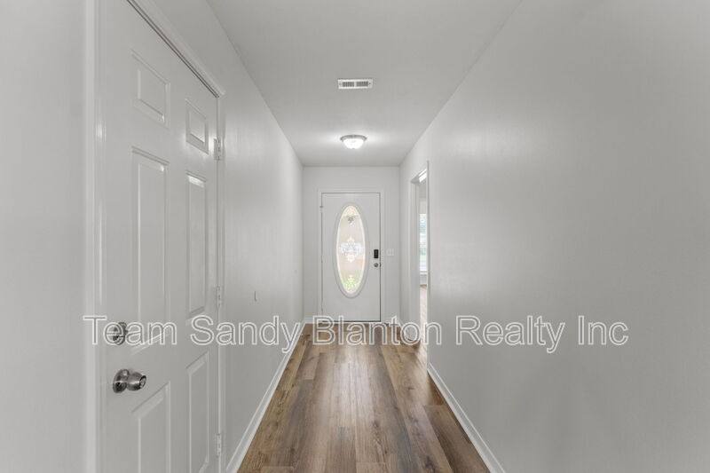 House for rent at 28 Easton St, Cantonment, FL 32533