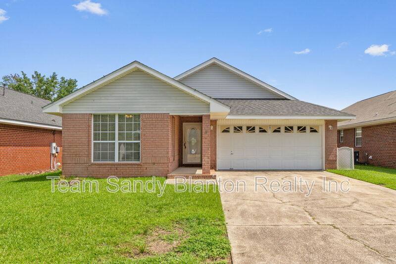 House for rent at 28 Easton St, Cantonment, FL 32533