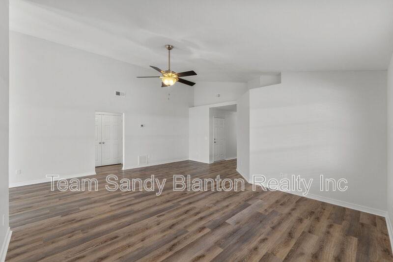 House for rent at 28 Easton St, Cantonment, FL 32533