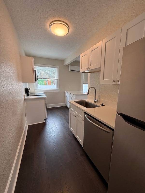 Apartment for rent at 808 13th St N #4, Saint Petersburg, FL 33705