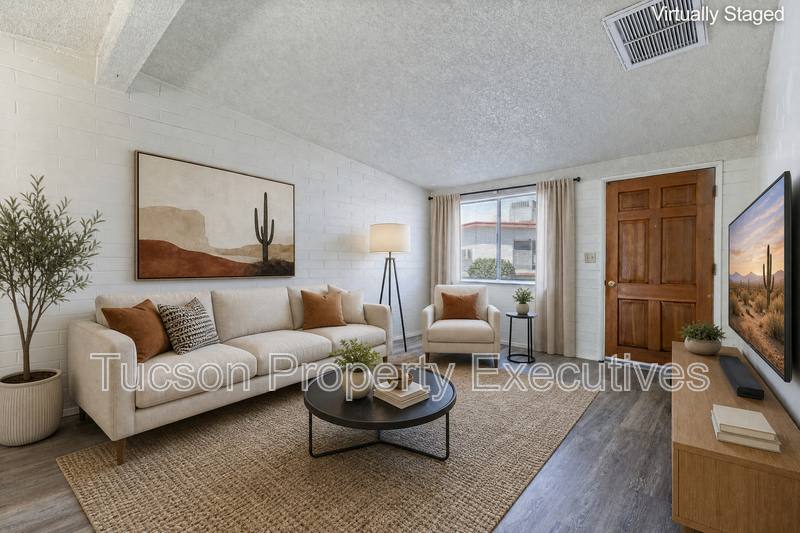 Townhouse for rent at 4246 E Pima St #D, Tucson, AZ 85712
